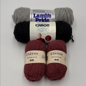 Bundle Yarn Blocker Classic British Wool Carron & Lamb Pride